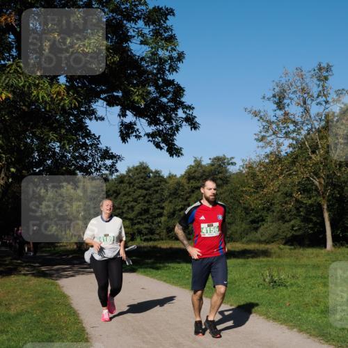 28.09.2025 - 33. Volkslauf durch das schöne Alstertal Fabian Wolf http://msf.ph/oto/8976861 28.09.2025 10:41:10 Laufen 4156, 4189 meine-sportfotos.de
