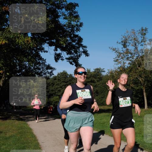 28.09.2025 - 33. Volkslauf durch das schöne Alstertal Fabian Wolf http://msf.ph/oto/8976907 28.09.2025 10:41:23 Laufen 4066, 4071 meine-sportfotos.de