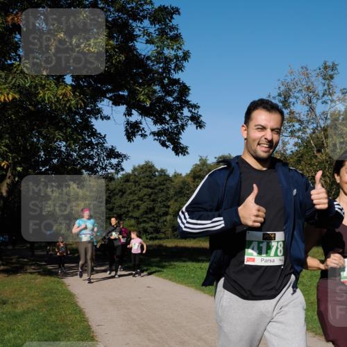 28.09.2025 - 33. Volkslauf durch das schöne Alstertal Fabian Wolf http://msf.ph/oto/8976938 28.09.2025 10:41:36 Laufen 4178 meine-sportfotos.de