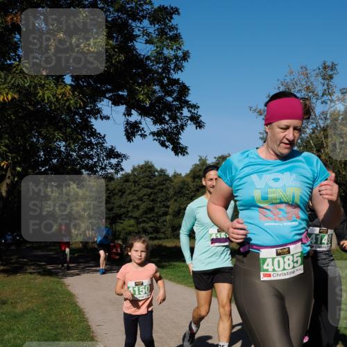 28.09.2025 - 33. Volkslauf durch das schöne Alstertal Fabian Wolf http://msf.ph/oto/8976958 28.09.2025 10:41:42 Laufen 150, 15, 4085, 4149 meine-sportfotos.de