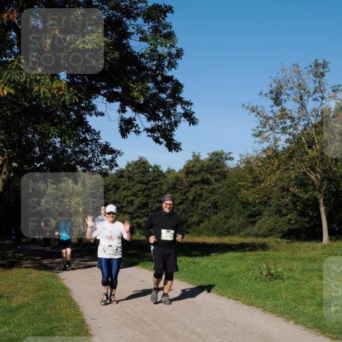 28.09.2025 - 33. Volkslauf durch das schöne Alstertal Fabian Wolf http://msf.ph/oto/8977012 28.09.2025 10:42:00 Laufen 4904 meine-sportfotos.de