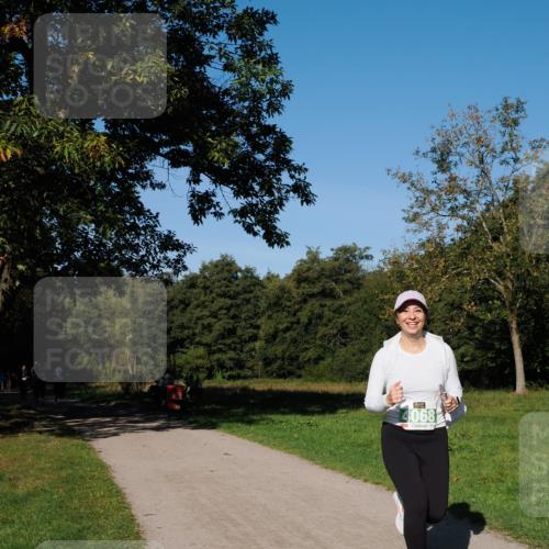 28.09.2025 - 33. Volkslauf durch das schöne Alstertal Fabian Wolf http://msf.ph/oto/8977116 28.09.2025 10:42:42 Laufen 4068 meine-sportfotos.de