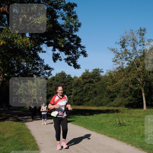 28.09.2025 - 33. Volkslauf durch das schöne Alstertal Fabian Wolf http://msf.ph/oto/8977137 28.09.2025 10:42:53 Laufen  meine-sportfotos.de