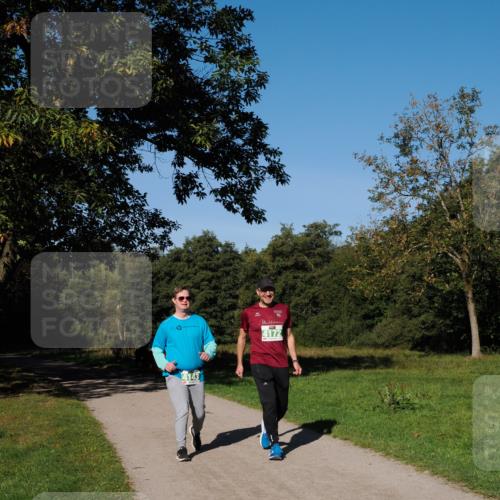 28.09.2025 - 33. Volkslauf durch das schöne Alstertal Fabian Wolf http://msf.ph/oto/8977204 28.09.2025 10:43:19 Laufen 4143, 4172 meine-sportfotos.de