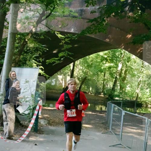 28.09.2025 - 33. Volkslauf durch das schöne Alstertal Fabian Wolf http://msf.ph/oto/8977543 28.09.2025 12:58:58 Laufen 2073 meine-sportfotos.de
