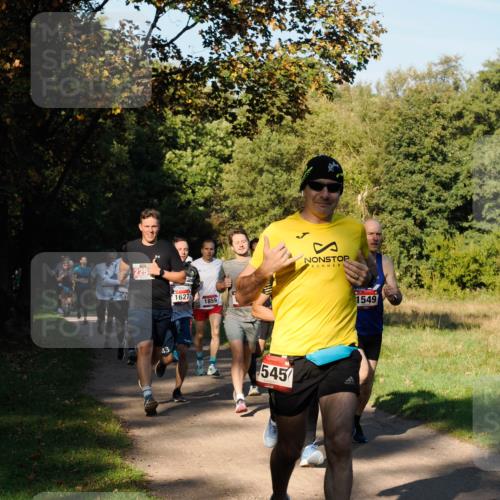 28.09.2025 - 33. Volkslauf durch das schöne Alstertal Fabian Wolf http://msf.ph/oto/8978081 28.09.2025 10:03:59 Laufen 225, 1627, 1859, 43, 545, 1549 meine-sportfotos.de