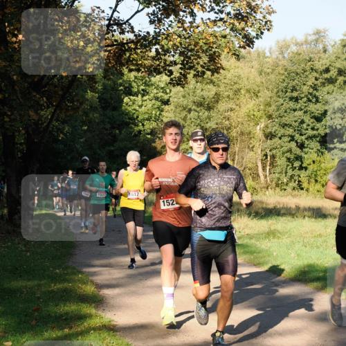 28.09.2025 - 33. Volkslauf durch das schöne Alstertal Fabian Wolf http://msf.ph/oto/8978103 28.09.2025 10:04:10 Laufen 1593, 1540, 1537, 1612, 152 meine-sportfotos.de
