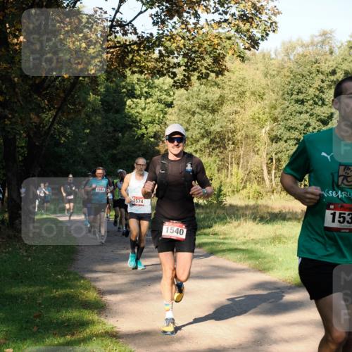 28.09.2025 - 33. Volkslauf durch das schöne Alstertal Fabian Wolf http://msf.ph/oto/8978120 28.09.2025 10:04:15 Laufen 1593, 1574, 1540, 153 meine-sportfotos.de