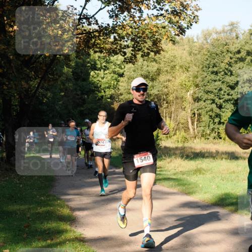 28.09.2025 - 33. Volkslauf durch das schöne Alstertal Fabian Wolf http://msf.ph/oto/8978121 28.09.2025 10:04:15 Laufen 1593, 574, 1540 meine-sportfotos.de