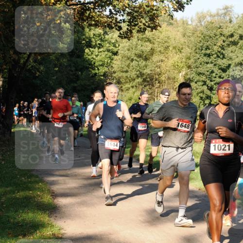 28.09.2025 - 33. Volkslauf durch das schöne Alstertal Fabian Wolf http://msf.ph/oto/8978177 28.09.2025 10:04:46 Laufen 111, 1614, 1548, 1648, 1021 meine-sportfotos.de
