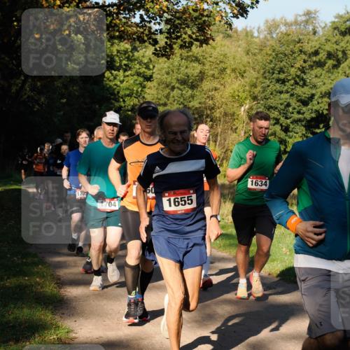28.09.2025 - 33. Volkslauf durch das schöne Alstertal Fabian Wolf http://msf.ph/oto/8978192 28.09.2025 10:04:54 Laufen 1070, 170, 704, 60, 1655, 1634 meine-sportfotos.de