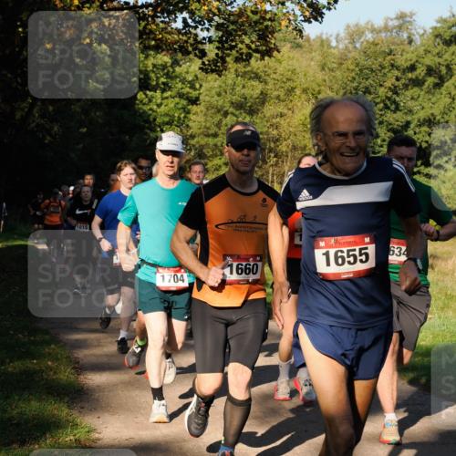 28.09.2025 - 33. Volkslauf durch das schöne Alstertal Fabian Wolf http://msf.ph/oto/8978195 28.09.2025 10:04:55 Laufen 41070, 1015, 1660, 1704, 1655, 634 meine-sportfotos.de