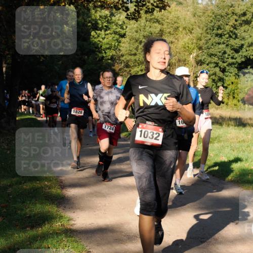 28.09.2025 - 33. Volkslauf durch das schöne Alstertal Fabian Wolf http://msf.ph/oto/8978254 28.09.2025 10:05:18 Laufen 1094, 1828, 1724, 1032, 101, 16 meine-sportfotos.de