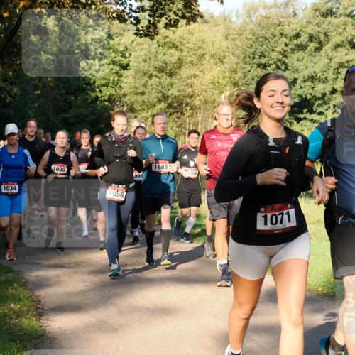 28.09.2025 - 33. Volkslauf durch das schöne Alstertal Fabian Wolf http://msf.ph/oto/8978290 28.09.2025 10:05:32 Laufen 1034, 1090, 108, 1056, 099, 1688, 706, 1071 meine-sportfotos.de