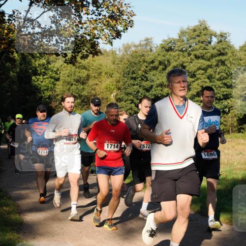 28.09.2025 - 33. Volkslauf durch das schöne Alstertal Fabian Wolf http://msf.ph/oto/8978333 28.09.2025 10:05:50 Laufen 1714, 1697, 1713, 1672, 1680 meine-sportfotos.de