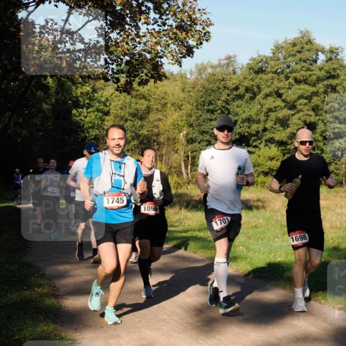28.09.2025 - 33. Volkslauf durch das schöne Alstertal Fabian Wolf http://msf.ph/oto/8978404 28.09.2025 10:06:24 Laufen 173, 1155, 1745, 1096, 1701, 1698 meine-sportfotos.de