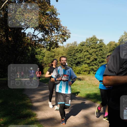 28.09.2025 - 33. Volkslauf durch das schöne Alstertal Fabian Wolf http://msf.ph/oto/8978427 28.09.2025 10:06:34 Laufen 743 meine-sportfotos.de