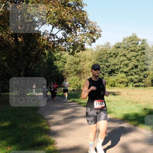 28.09.2025 - 33. Volkslauf durch das schöne Alstertal Fabian Wolf http://msf.ph/oto/8978454 28.09.2025 10:06:53 Laufen 1754, 1753, 1107 meine-sportfotos.de