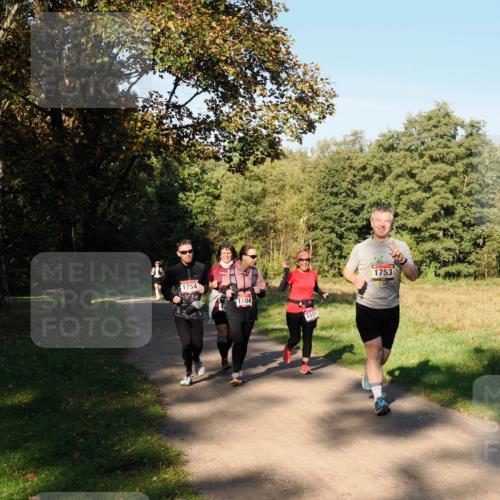 28.09.2025 - 33. Volkslauf durch das schöne Alstertal Fabian Wolf http://msf.ph/oto/8978459 28.09.2025 10:06:58 Laufen 1754, 1104, 1111, 1753 meine-sportfotos.de