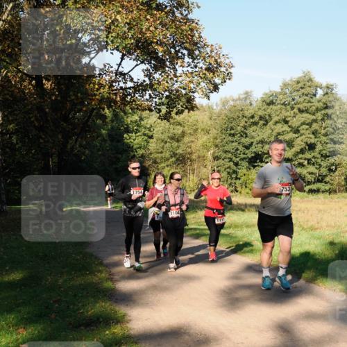 28.09.2025 - 33. Volkslauf durch das schöne Alstertal Fabian Wolf http://msf.ph/oto/8978460 28.09.2025 10:06:58 Laufen 1754, 1104, 1111, 753 meine-sportfotos.de