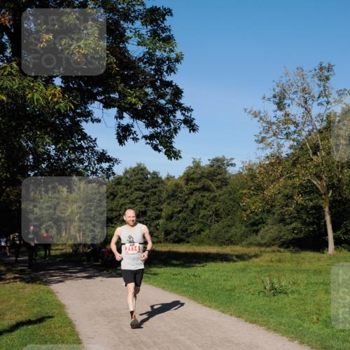 28.09.2025 - 33. Volkslauf durch das schöne Alstertal Fabian Wolf http://msf.ph/oto/8978574 28.09.2025 10:24:03 Laufen 2114 meine-sportfotos.de