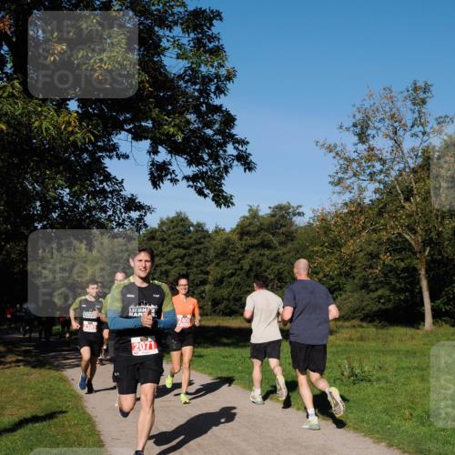 28.09.2025 - 33. Volkslauf durch das schöne Alstertal Fabian Wolf http://msf.ph/oto/8978591 28.09.2025 10:24:08 Laufen 2385, 2406, 2071 meine-sportfotos.de