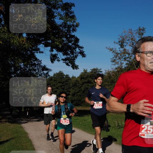 28.09.2025 - 33. Volkslauf durch das schöne Alstertal Fabian Wolf http://msf.ph/oto/8978628 28.09.2025 10:24:15 Laufen 2634, 2622, 250 meine-sportfotos.de