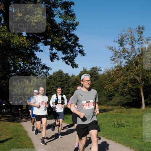 28.09.2025 - 33. Volkslauf durch das schöne Alstertal Fabian Wolf http://msf.ph/oto/8978797 28.09.2025 10:24:57 Laufen 2115, 2235 meine-sportfotos.de