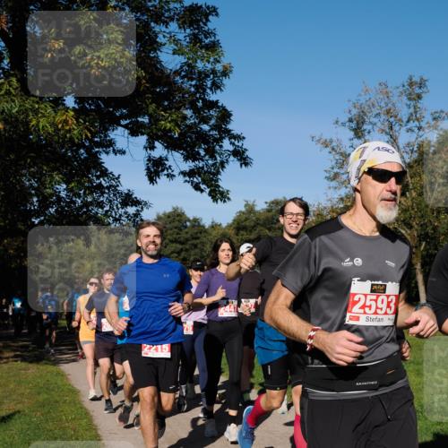 28.09.2025 - 33. Volkslauf durch das schöne Alstertal Fabian Wolf http://msf.ph/oto/8978897 28.09.2025 10:25:09 Laufen 2215, 2593 meine-sportfotos.de