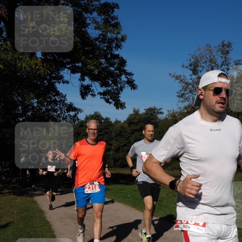 28.09.2025 - 33. Volkslauf durch das schöne Alstertal Fabian Wolf http://msf.ph/oto/8978983 28.09.2025 10:25:25 Laufen 2318 meine-sportfotos.de