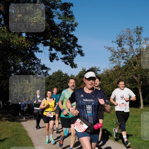 28.09.2025 - 33. Volkslauf durch das schöne Alstertal Fabian Wolf http://msf.ph/oto/8979018 28.09.2025 10:25:34 Laufen 2469, 2582, 2505 meine-sportfotos.de