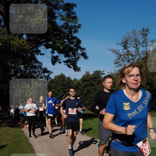28.09.2025 - 33. Volkslauf durch das schöne Alstertal Fabian Wolf http://msf.ph/oto/8979062 28.09.2025 10:25:40 Laufen 2129, 260 meine-sportfotos.de
