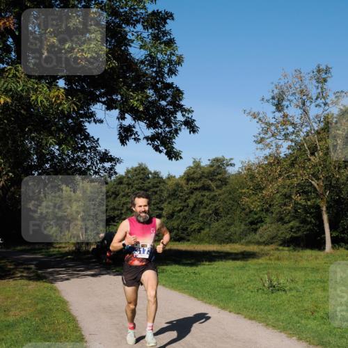 28.09.2025 - 33. Volkslauf durch das schöne Alstertal Fabian Wolf http://msf.ph/oto/8979612 28.09.2025 10:33:03 Laufen 3173 meine-sportfotos.de