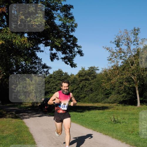 28.09.2025 - 33. Volkslauf durch das schöne Alstertal Fabian Wolf http://msf.ph/oto/8979613 28.09.2025 10:33:03 Laufen 3173 meine-sportfotos.de