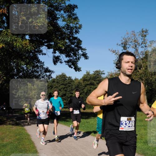 28.09.2025 - 33. Volkslauf durch das schöne Alstertal Fabian Wolf http://msf.ph/oto/8979694 28.09.2025 10:33:37 Laufen 3910, 3368, 13349 meine-sportfotos.de