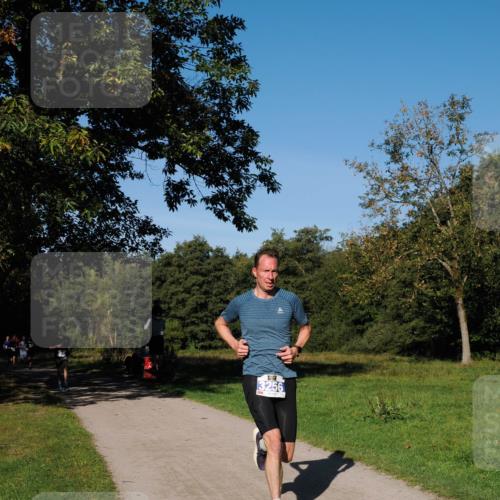 28.09.2025 - 33. Volkslauf durch das schöne Alstertal Fabian Wolf http://msf.ph/oto/8979714 28.09.2025 10:33:45 Laufen 3256 meine-sportfotos.de