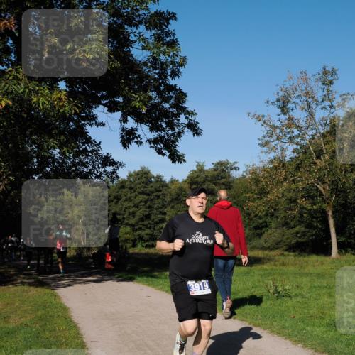 28.09.2025 - 33. Volkslauf durch das schöne Alstertal Fabian Wolf http://msf.ph/oto/8979791 28.09.2025 10:34:10 Laufen 3919 meine-sportfotos.de