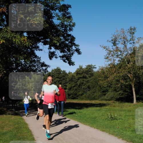 28.09.2025 - 33. Volkslauf durch das schöne Alstertal Fabian Wolf http://msf.ph/oto/8979794 28.09.2025 10:34:14 Laufen 3314, 3107 meine-sportfotos.de