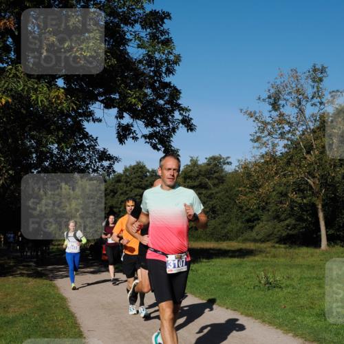 28.09.2025 - 33. Volkslauf durch das schöne Alstertal Fabian Wolf http://msf.ph/oto/8979801 28.09.2025 10:34:14 Laufen 3314, 3107 meine-sportfotos.de