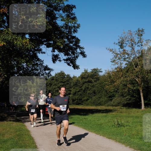 28.09.2025 - 33. Volkslauf durch das schöne Alstertal Fabian Wolf http://msf.ph/oto/8979819 28.09.2025 10:34:19 Laufen 220, 3219 meine-sportfotos.de