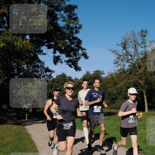 28.09.2025 - 33. Volkslauf durch das schöne Alstertal Fabian Wolf http://msf.ph/oto/8979839 28.09.2025 10:34:22 Laufen 3387, 313 meine-sportfotos.de