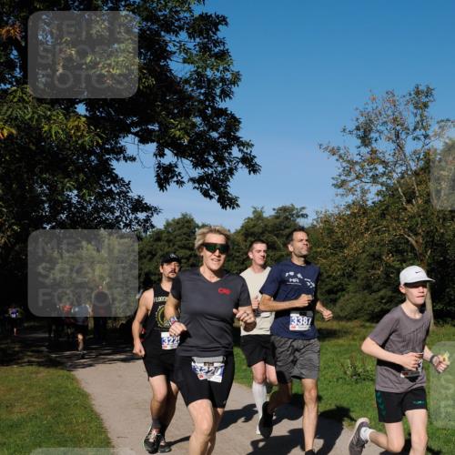 28.09.2025 - 33. Volkslauf durch das schöne Alstertal Fabian Wolf http://msf.ph/oto/8979840 28.09.2025 10:34:22 Laufen 322, 13387 meine-sportfotos.de