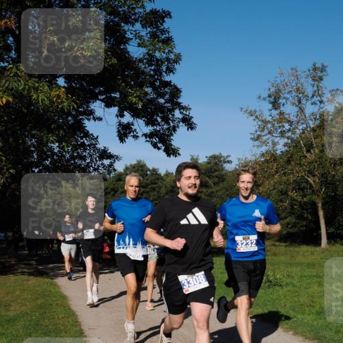 28.09.2025 - 33. Volkslauf durch das schöne Alstertal Fabian Wolf http://msf.ph/oto/8979917 28.09.2025 10:34:38 Laufen 3309, 382, 3308, 3232 meine-sportfotos.de