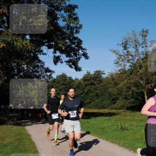 28.09.2025 - 33. Volkslauf durch das schöne Alstertal Fabian Wolf http://msf.ph/oto/8979937 28.09.2025 10:34:42 Laufen 3957, 3213 meine-sportfotos.de