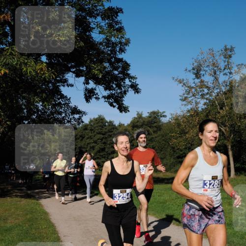 28.09.2025 - 33. Volkslauf durch das schöne Alstertal Fabian Wolf http://msf.ph/oto/8979988 28.09.2025 10:34:49 Laufen 3254, 13285 meine-sportfotos.de