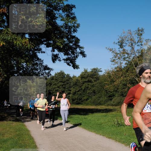 28.09.2025 - 33. Volkslauf durch das schöne Alstertal Fabian Wolf http://msf.ph/oto/8979996 28.09.2025 10:34:49 Laufen  meine-sportfotos.de