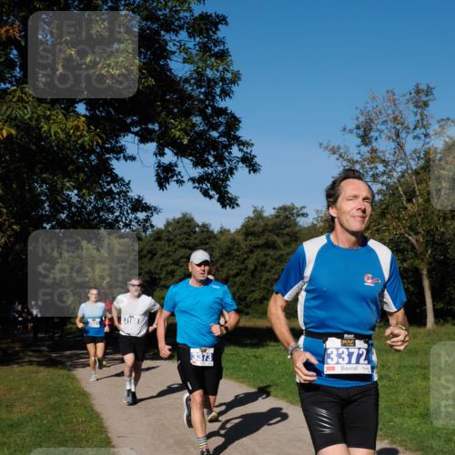 28.09.2025 - 33. Volkslauf durch das schöne Alstertal Fabian Wolf http://msf.ph/oto/8980029 28.09.2025 10:34:53 Laufen 3931, 3188, 3372 meine-sportfotos.de