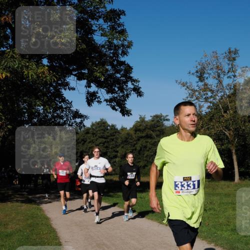28.09.2025 - 33. Volkslauf durch das schöne Alstertal Fabian Wolf http://msf.ph/oto/8980143 28.09.2025 10:35:15 Laufen 3316, 317, 3414, 3415, 3331 meine-sportfotos.de
