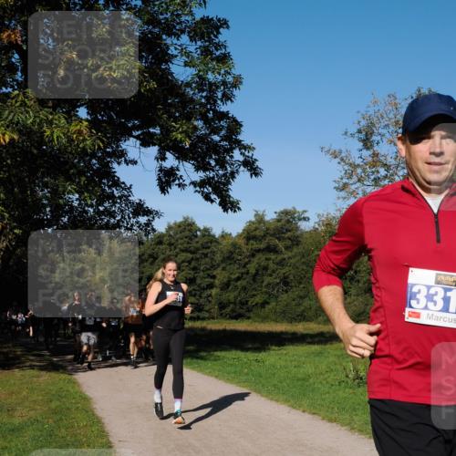28.09.2025 - 33. Volkslauf durch das schöne Alstertal Fabian Wolf http://msf.ph/oto/8980163 28.09.2025 10:35:18 Laufen 331 meine-sportfotos.de