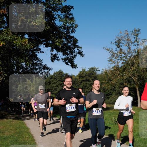 28.09.2025 - 33. Volkslauf durch das schöne Alstertal Fabian Wolf http://msf.ph/oto/8980226 28.09.2025 10:35:29 Laufen 3278, 3313, 3312, 3031 meine-sportfotos.de